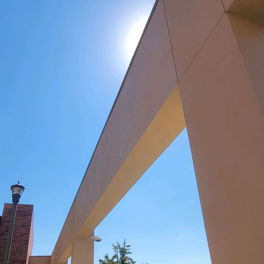 Fresno Arch completed by Dry Creek Construction