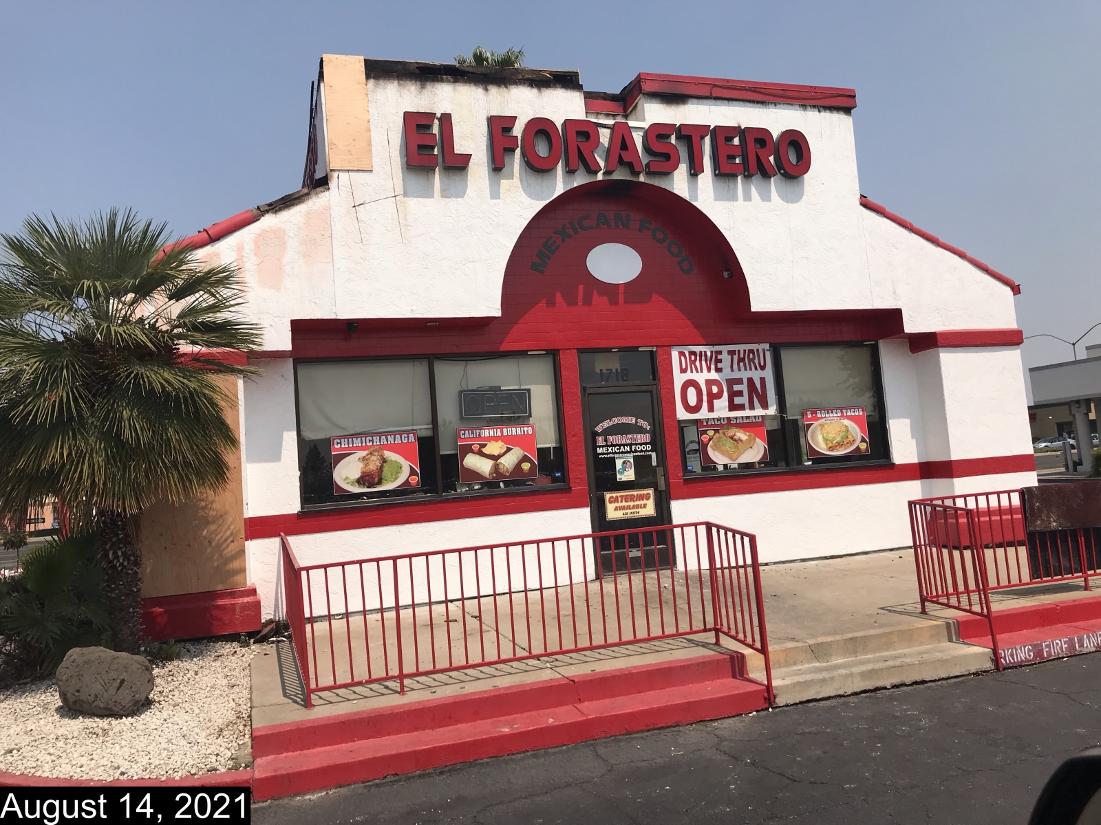 El Forestero's outside before construction - lightbox