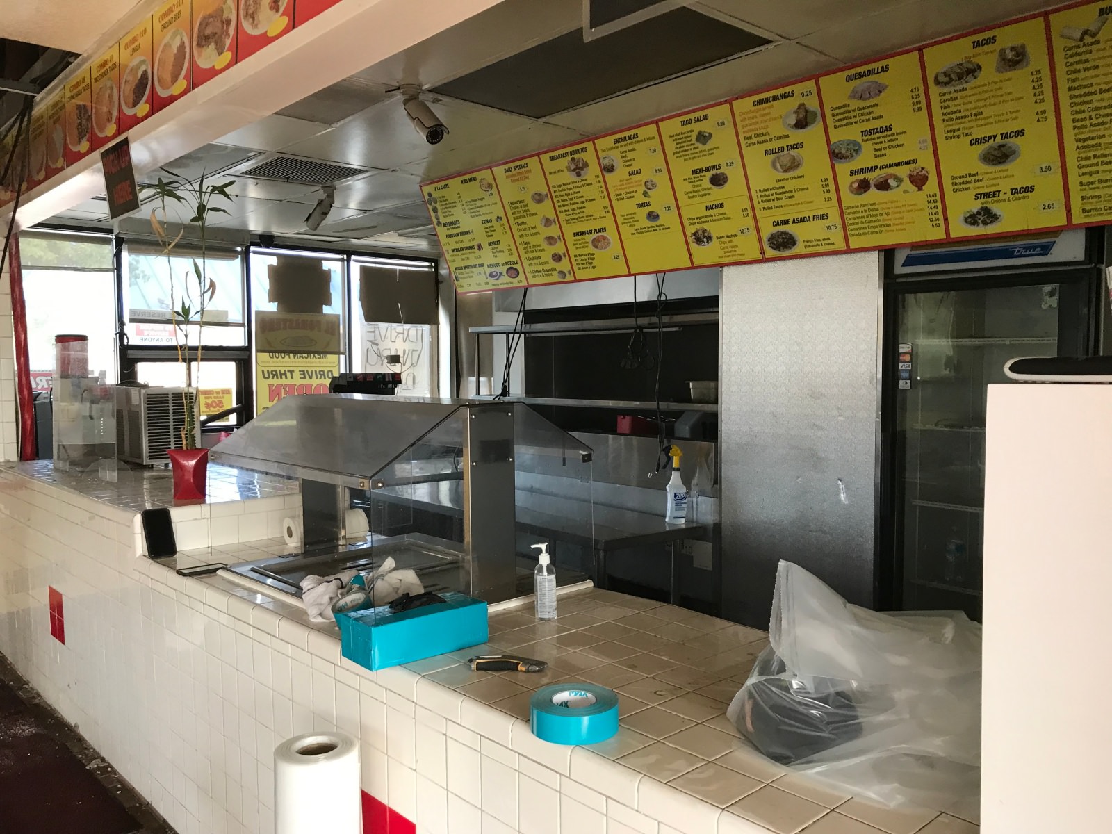 El Forestero's counter before construction - lightbox